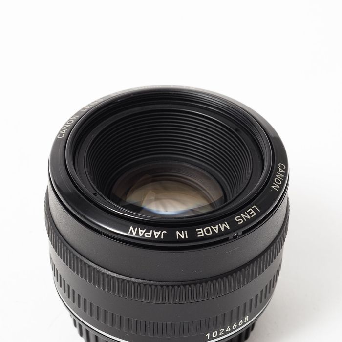 Об'єктив Canon Lens EF 50mm f/1.8