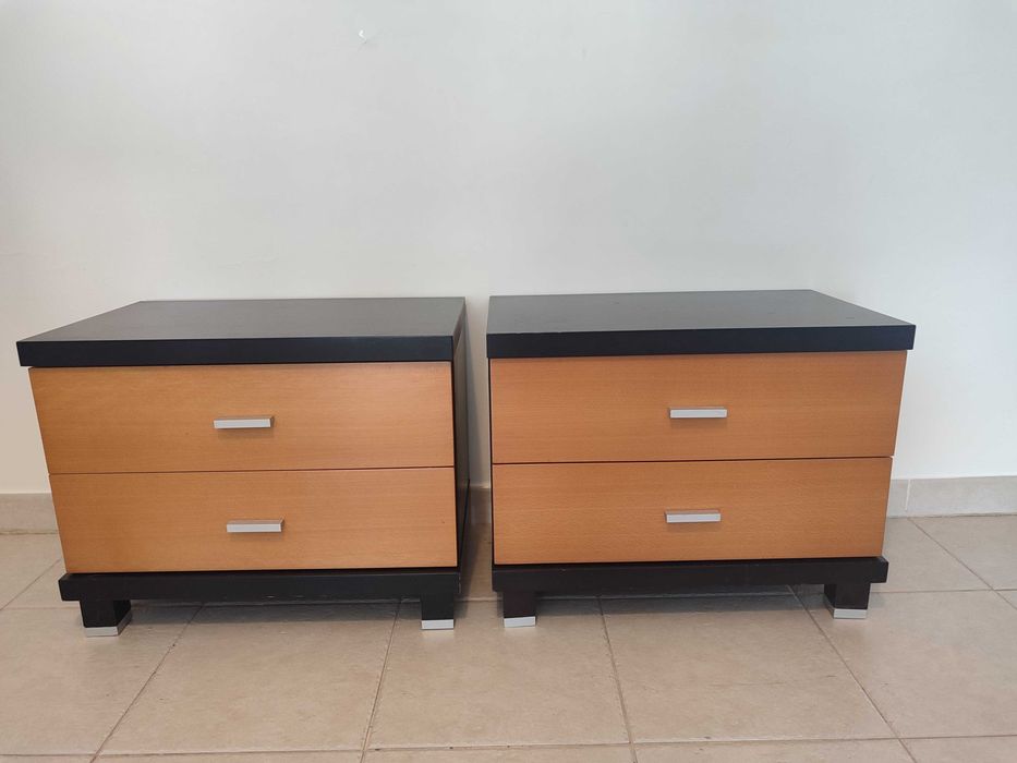 Conjunto de mesas de cabeceira