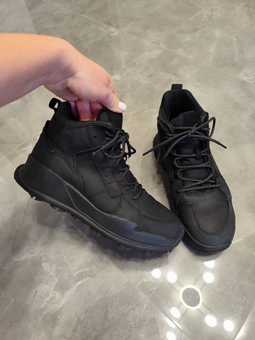 Зимові чоловічі кросівки Staff