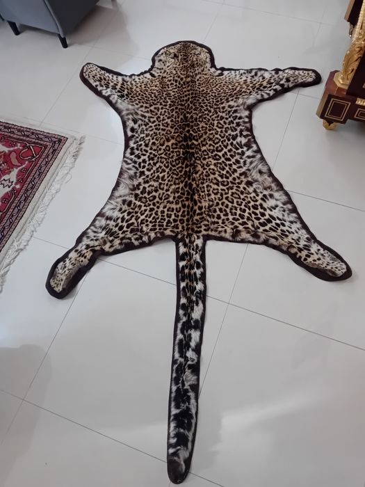 Vendo tapete antigo em bom estado