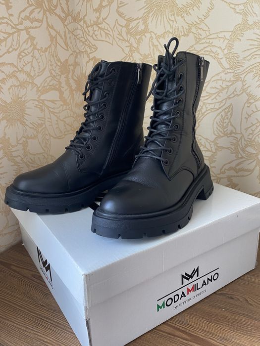 Нове жіноче зимове взуття