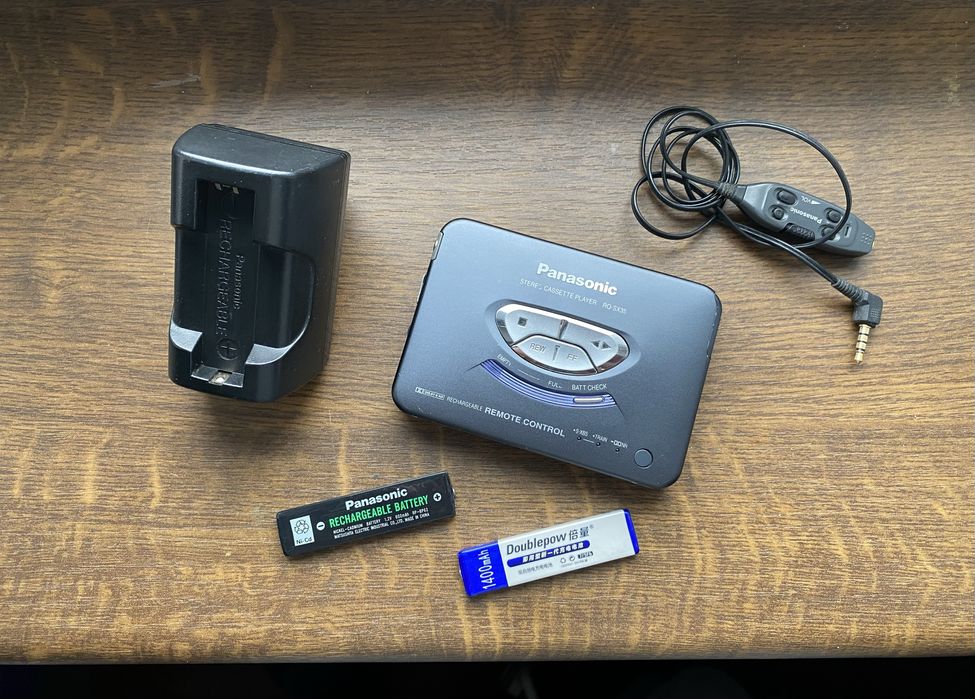Panasonic RQ SX35 (po przeglądzie) Komplet