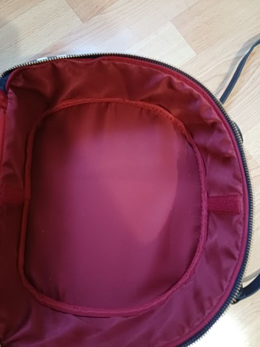 Podrozny kuferek  na kosmetyki