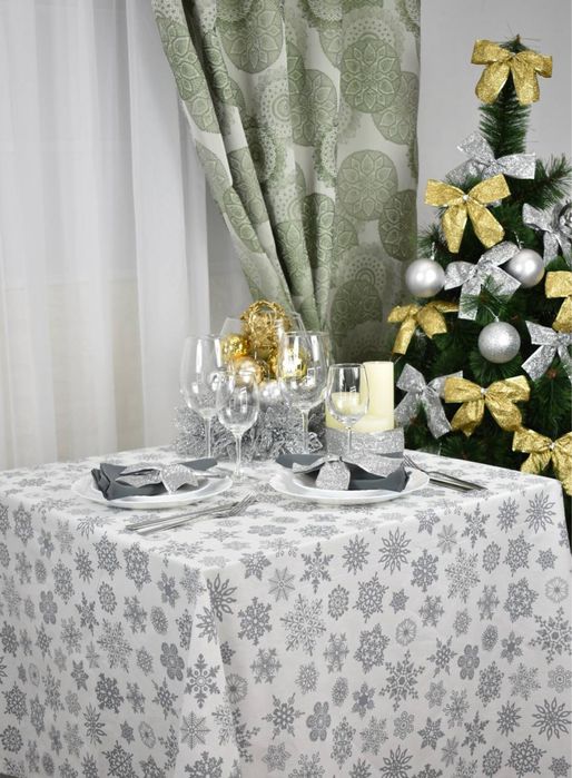 Розпродаж! Святкова тефлонова скатертина водонепроникна скатерть