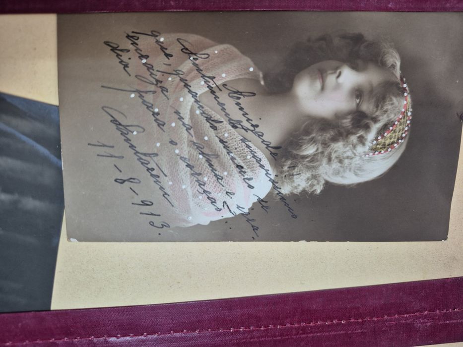 230 Postais manuscritos datados de 1904 a 1945