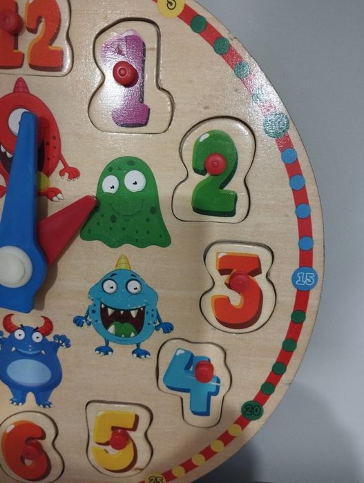 Relógio puzzle didático em madeira
