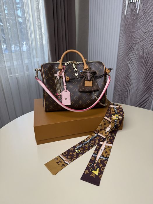 Сумка Louis Vuitton Speedy 30 Monogram Canvas Handbag