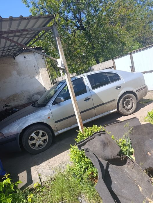Продам шкоду Октавию читайте описание