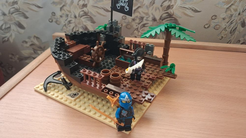 Лего конструктор 1.2 кг