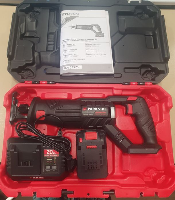 Serrote eléctrico com bateria e carregador  20V PSSAP 20-Li A1- Parkside
