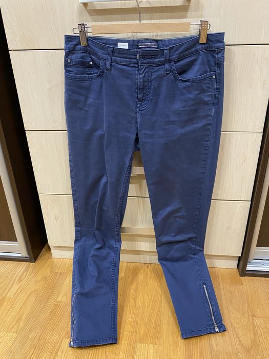 Spodnie damskie granatowe Tommy Hilfiger rozm4