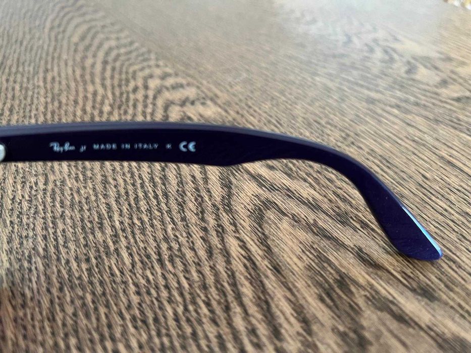 Óculos de Sol Ray-Ban Wayfarer Roxos (criança, unissexo)