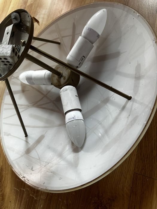 Lampa Wisząca z Żarówkami