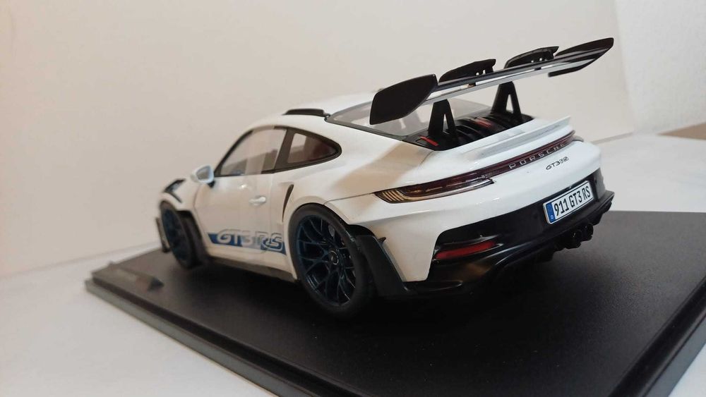 1/18 Porsche 911  GT3 RS - Solido