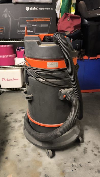 Aspirador industrial