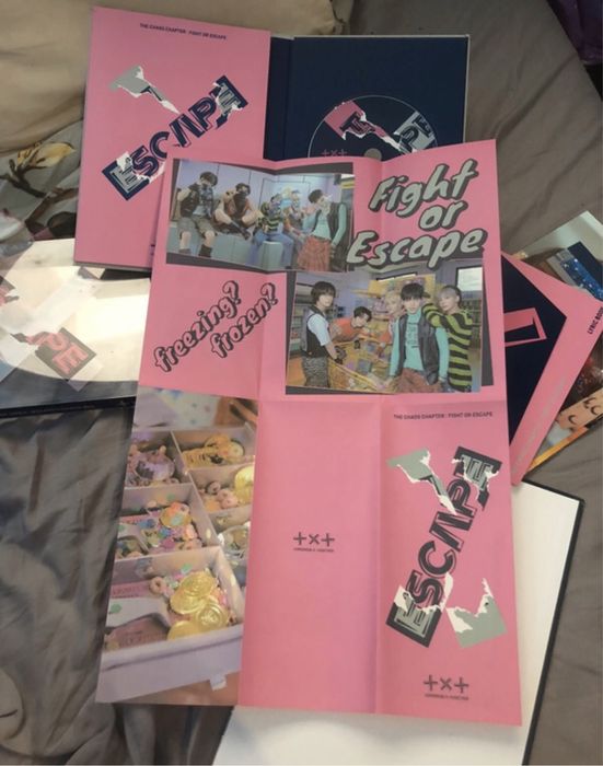 Album The Chaos Chapter: Fight or Escape, Escape version TxT kpop