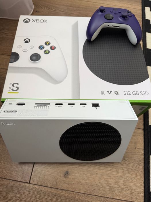 Xbox Series S(б/у) + геймпад