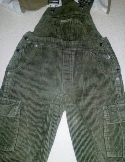 Spodnie sztruksy roz 104