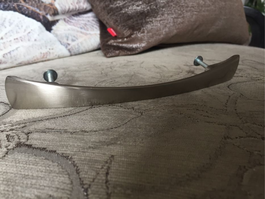 Uchwyt metalowy meblowy do mebli szafek szafki