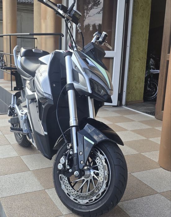 Електро-мотоцикл FORTE V15