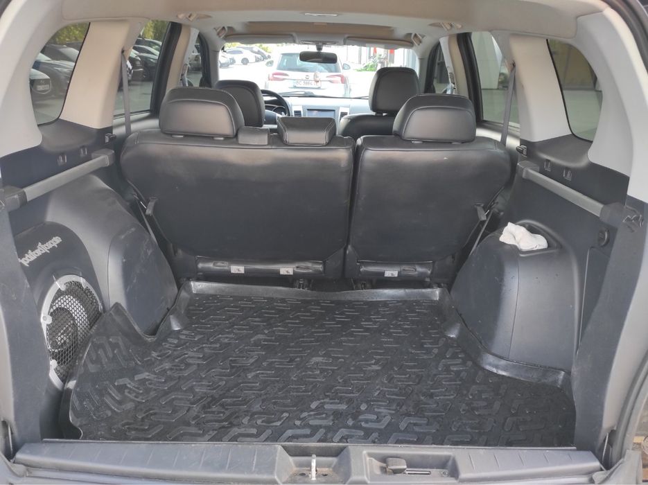 Салон outlander Xl новий