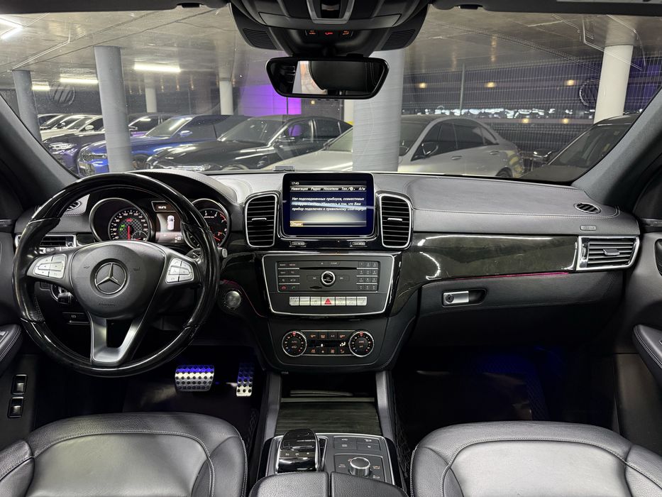 Mercedes-Benz GLE43 AMG