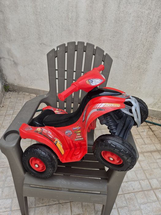 Moto 4 electrica