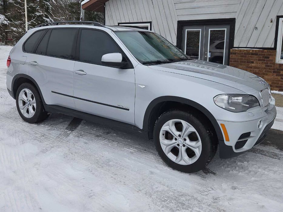 BMW X5 xDrive35d      2012