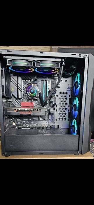 Komputer do gier Ryzen 5 5600G/RX 5700XT 8GB/32GB RAM/500GB NVMe