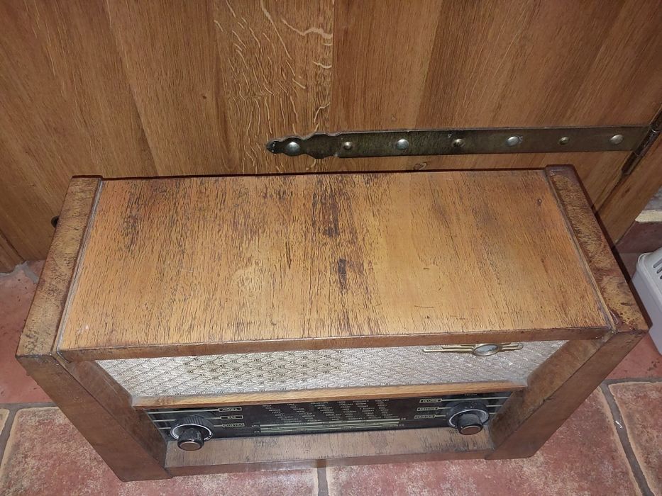 Stare radio lampowe Czardasz Diora