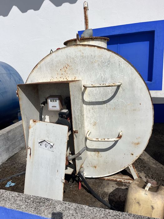 Depósito combustível 3000L