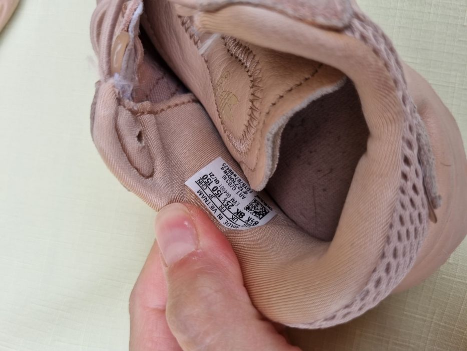 Addidas dla dziewczynki rozmiar 28, 5