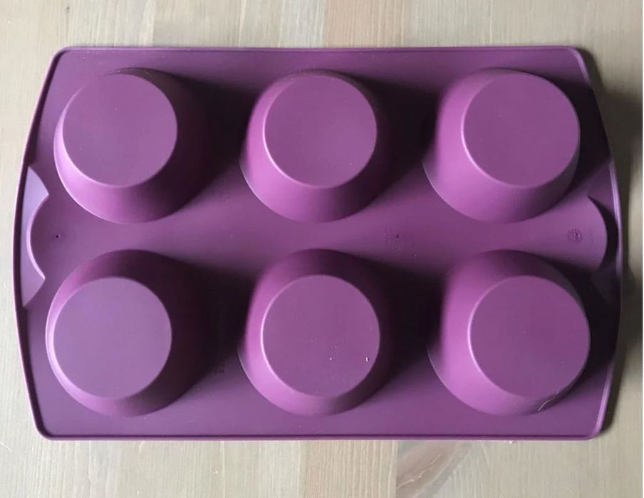 Forma TuppCakes Tupperware