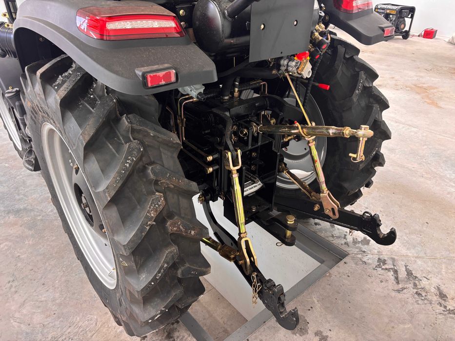 Трактор Скаут TE-504C з кондиціонером