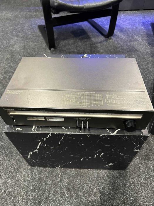 FM/AM тюнер Technics ST-9031