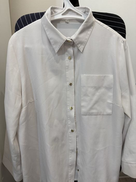 Сорочка біла жіноча