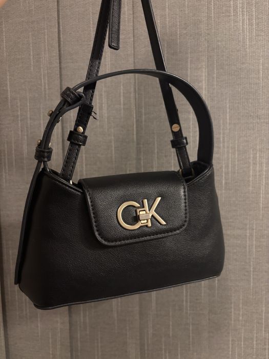 Mała torebka Calvin Klein - oryginał