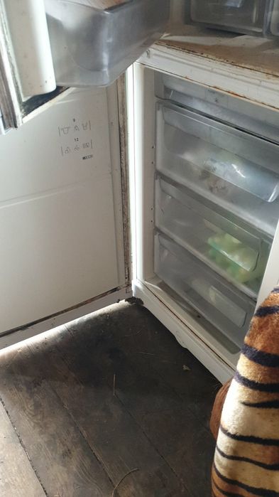 Аристон двухмоторный продам, 2 метра