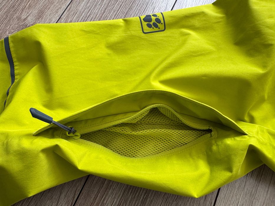 kurtka wiatrówka Jack Wolfskin; M