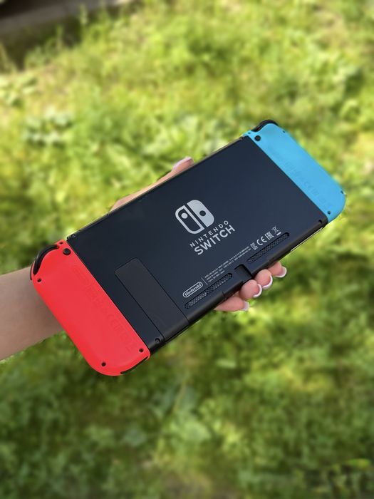 Nintendo Switch ігрова портативна консоль з іграми