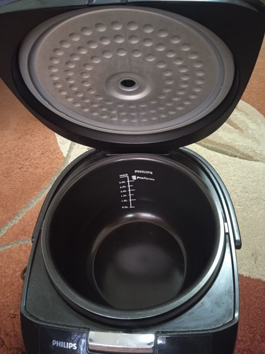 Мультиварка PHILIPS HD 3137/03