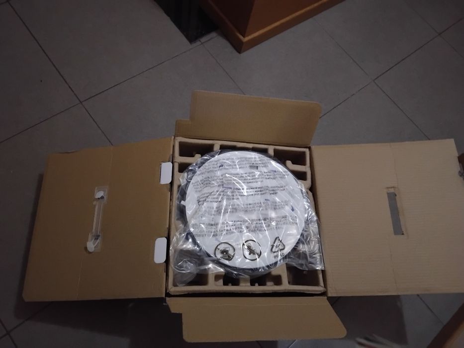 Aspirador Robô  Aspira e Lava