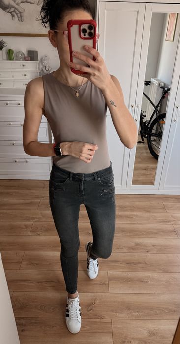 Body damskie czekoladowe F&F S na ramkach zapinane