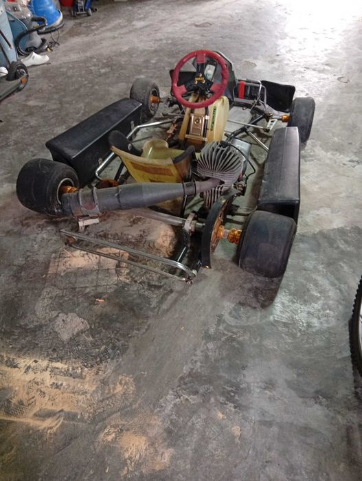 Vendo karting em bom estado