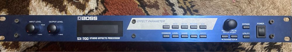 Processador de efeitos de estudio Boss SX-700