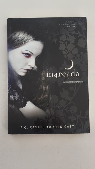 P.C. Cast e Kristin Cast - "Marcada" (1)