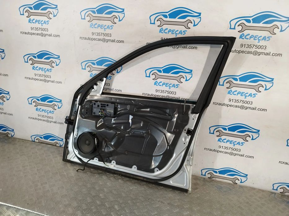 PORTA FRENTE FRONTAL DIREITA MERCEDES BENZ CLASS CLASSE E W211