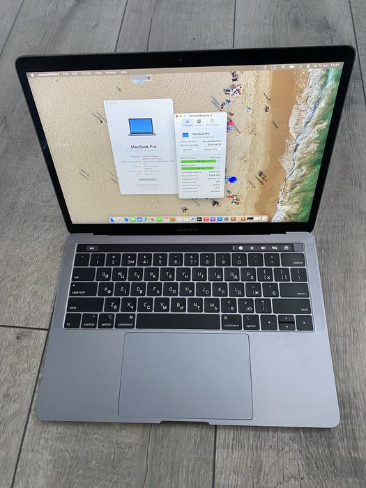MacBook Pro retina 13 touchbar 2019 2.8 core i7/16/256 гарна батарея