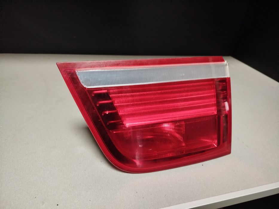 Фонарь задній правий в кришку багажника фара задня фонар бмв x5 e70