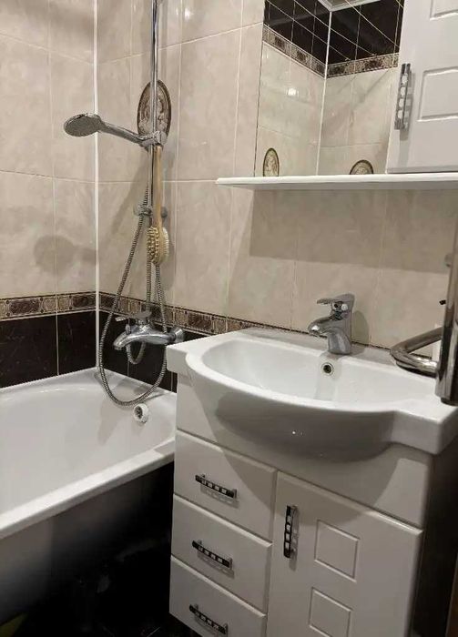 Продам 2к квартиру 54м2 Александра Поля  Кирова район Медтехники